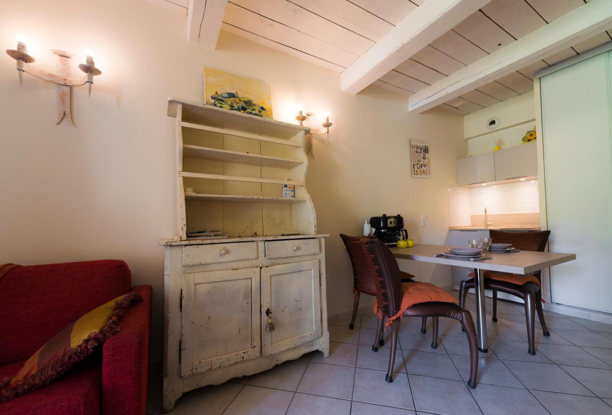La Campagne St Lazare - Restaurant Chambres D'Hotes Piscine & Spa ฟอร์คัลกีเย ภายนอก รูปภาพ